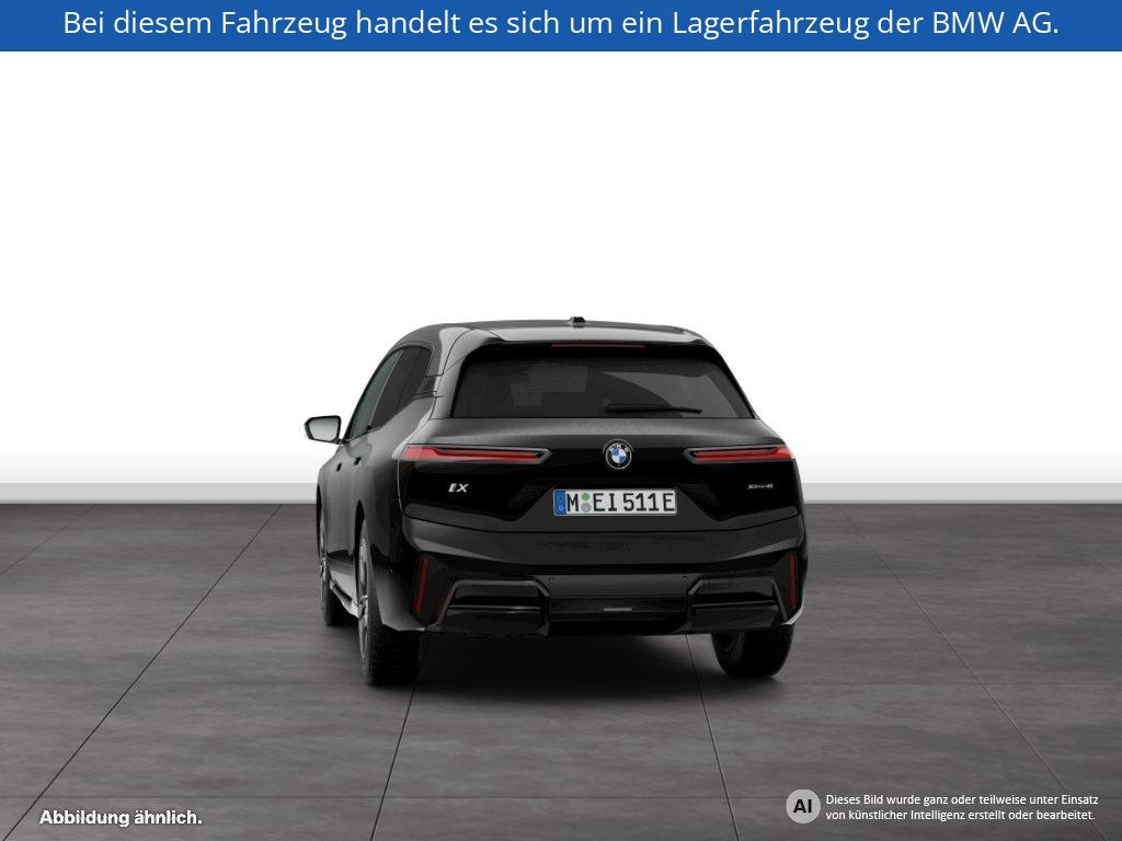 Fahrzeugabbildung BMW iX xDrive45