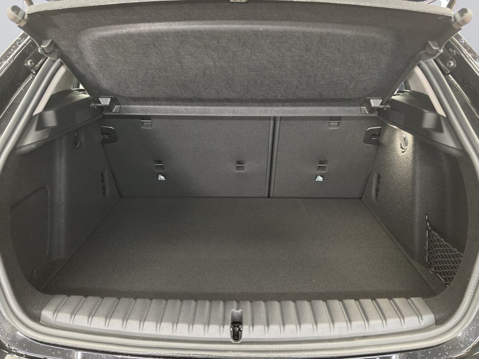 Fahrzeugabbildung BMW 120 [M Sport, Navi, 18 LMR, RFK, SHZ, LED]