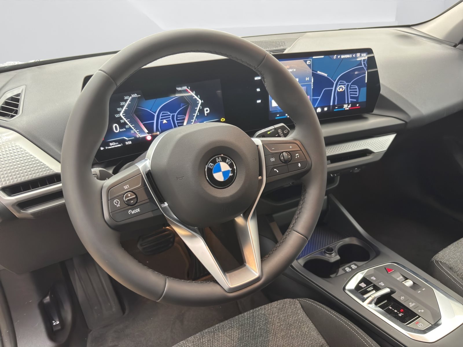 Fahrzeugabbildung BMW 120 [M Sport, Navi, 18 LMR, RFK, SHZ, LED]