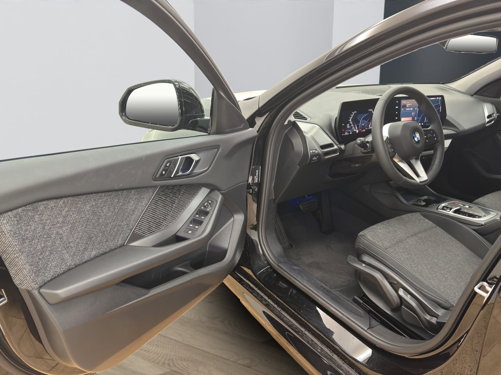 Fahrzeugabbildung BMW 120 [M Sport, Navi, 18 LMR, RFK, SHZ, LED]