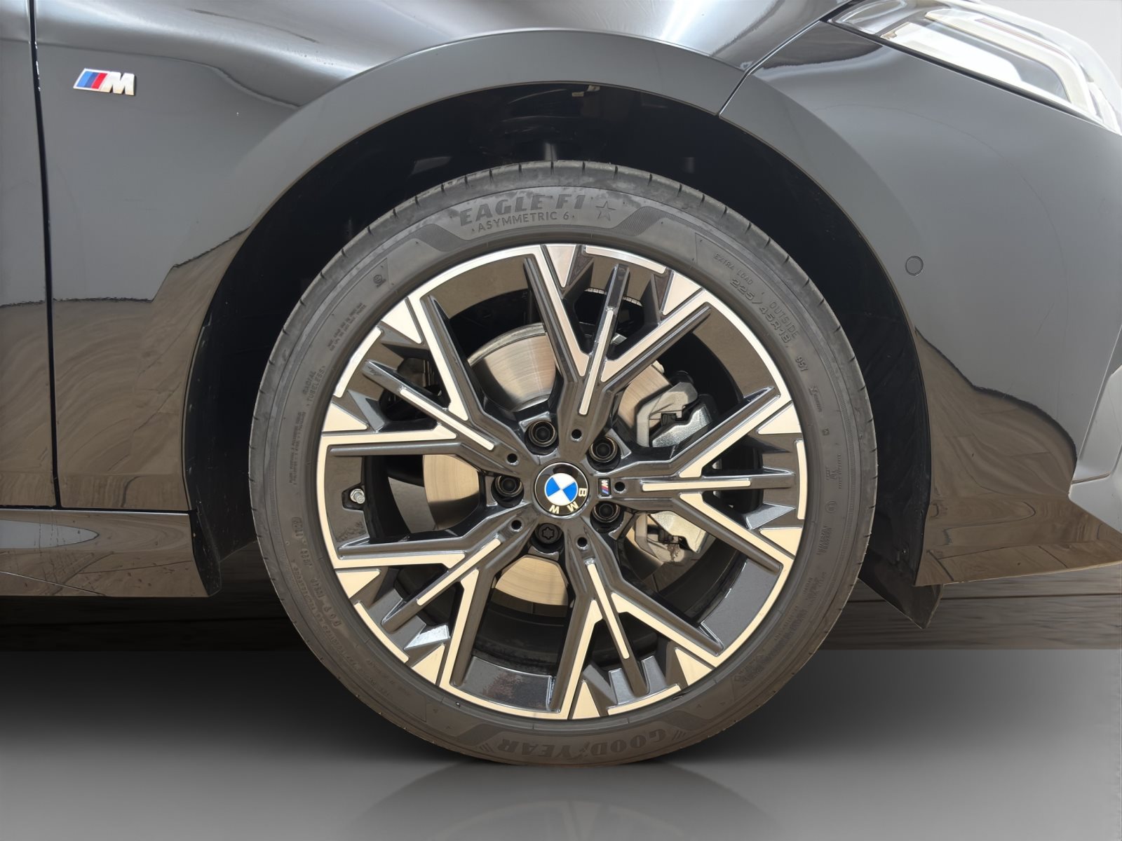 Fahrzeugabbildung BMW 120 [M Sport, Navi, 18 LMR, RFK, SHZ, LED]