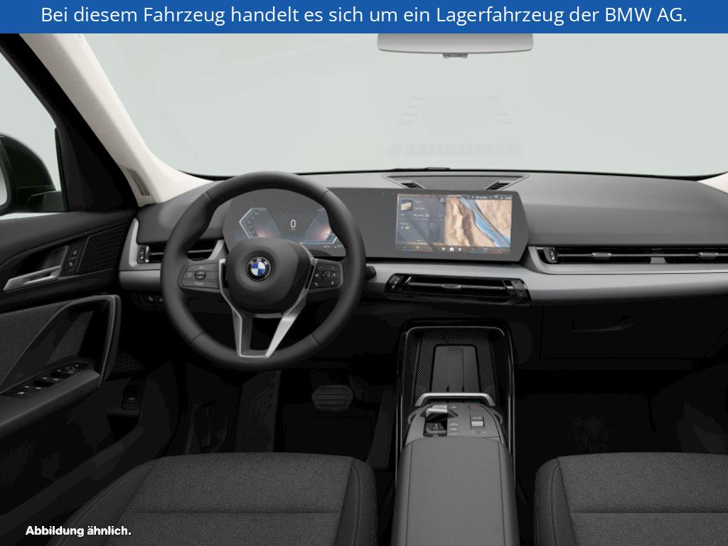 Fahrzeugabbildung BMW X1 sDrive20i
