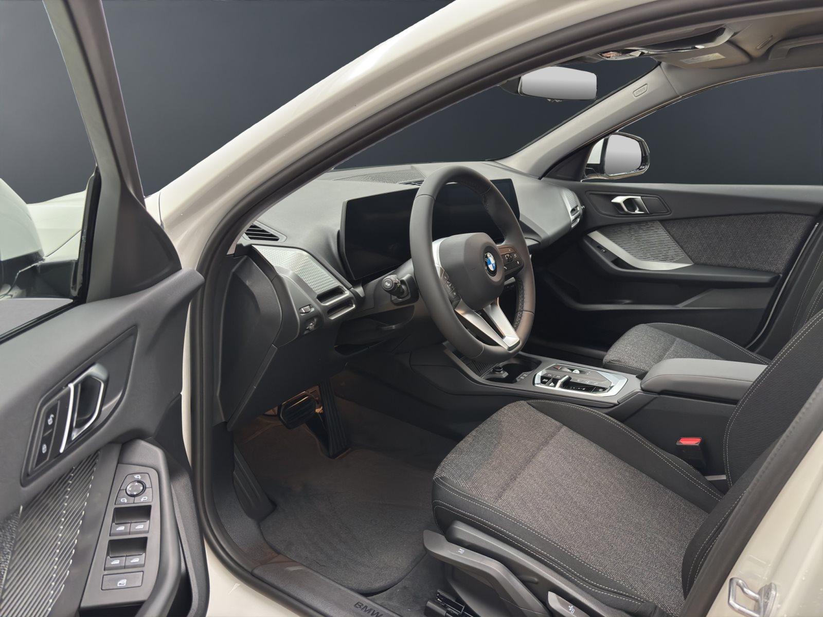 Fahrzeugabbildung BMW 120 [M Sport, Navi, 18 LMR, RFK, SHZ, LED] DAB