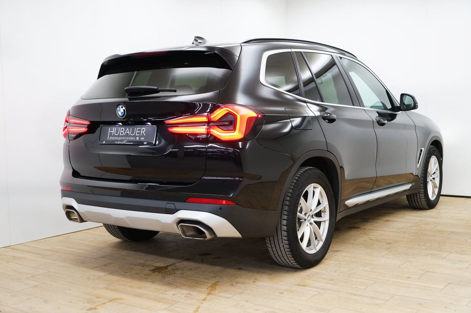 Fahrzeugabbildung BMW X3 xDrive20d [Live Cockpit+, Laser, HeadUp, LRH]
