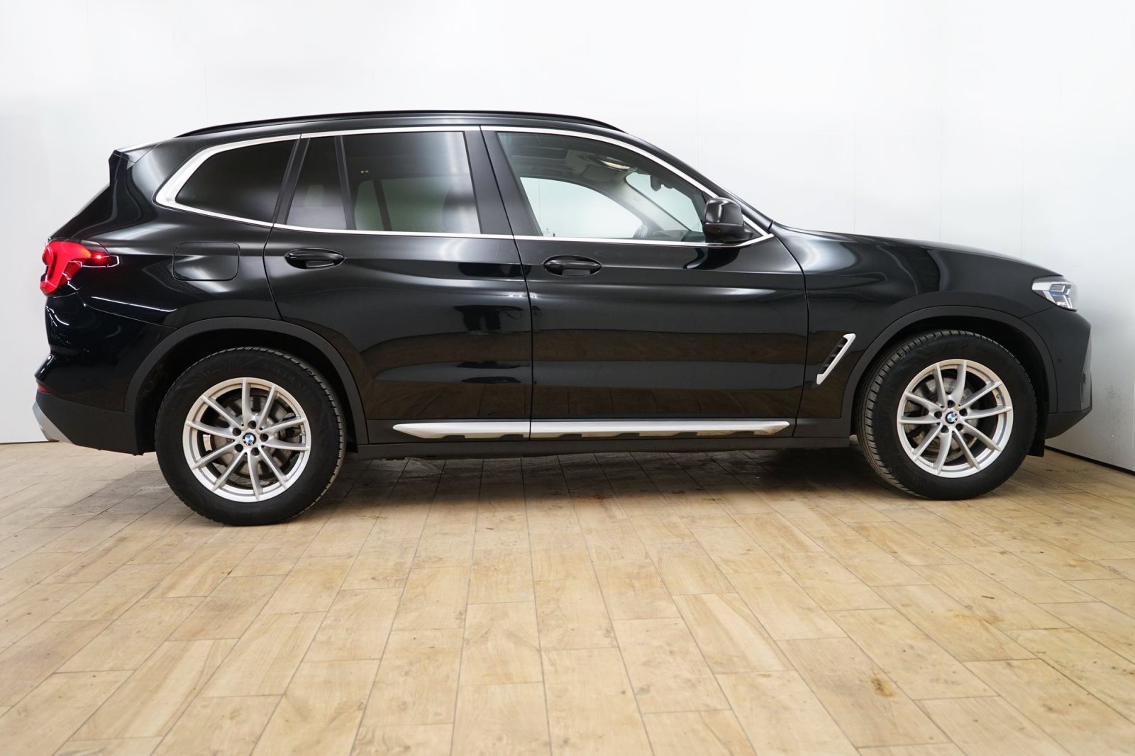 Fahrzeugabbildung BMW X3 xDrive20d [Live Cockpit+, Laser, HeadUp, LRH]