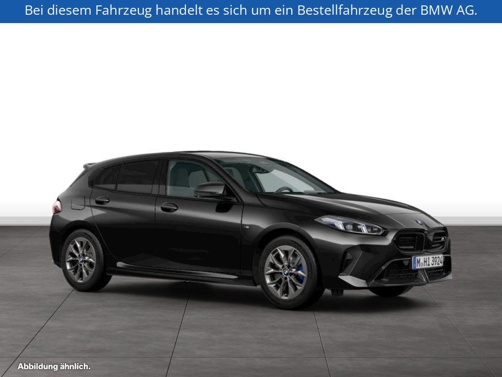 Fahrzeugabbildung BMW M135 xDrive