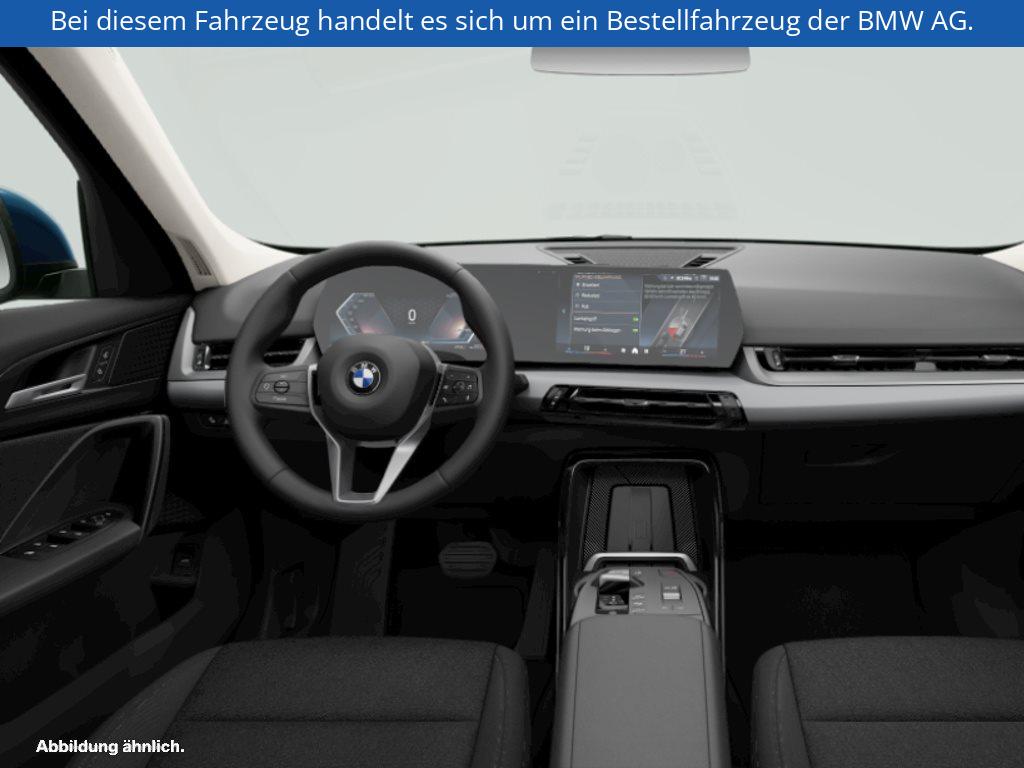Fahrzeugabbildung BMW X1 sDrive20i