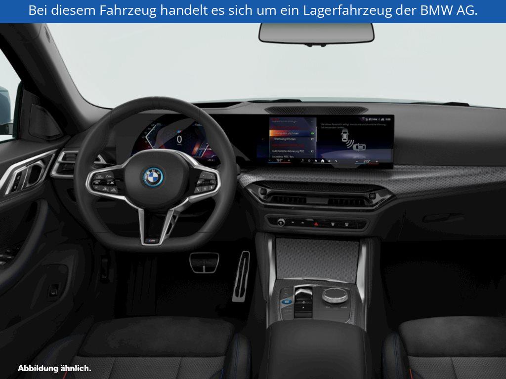 Fahrzeugabbildung BMW i4 xDrive40 Gran Coupé