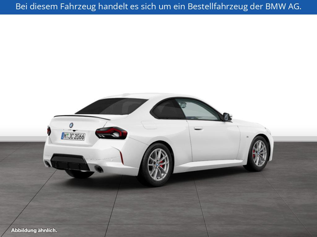 Fahrzeugabbildung BMW 220i Coupé
