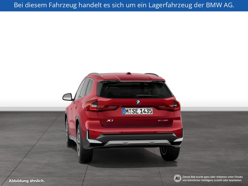 Fahrzeugabbildung BMW X1 sDrive20i