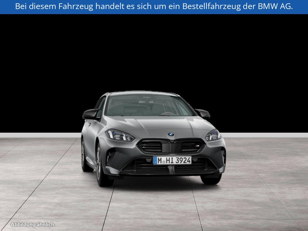 Fahrzeugabbildung BMW M135 xDrive