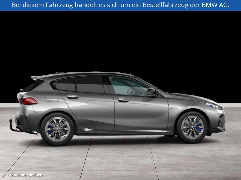 Fahrzeugabbildung BMW M135 xDrive