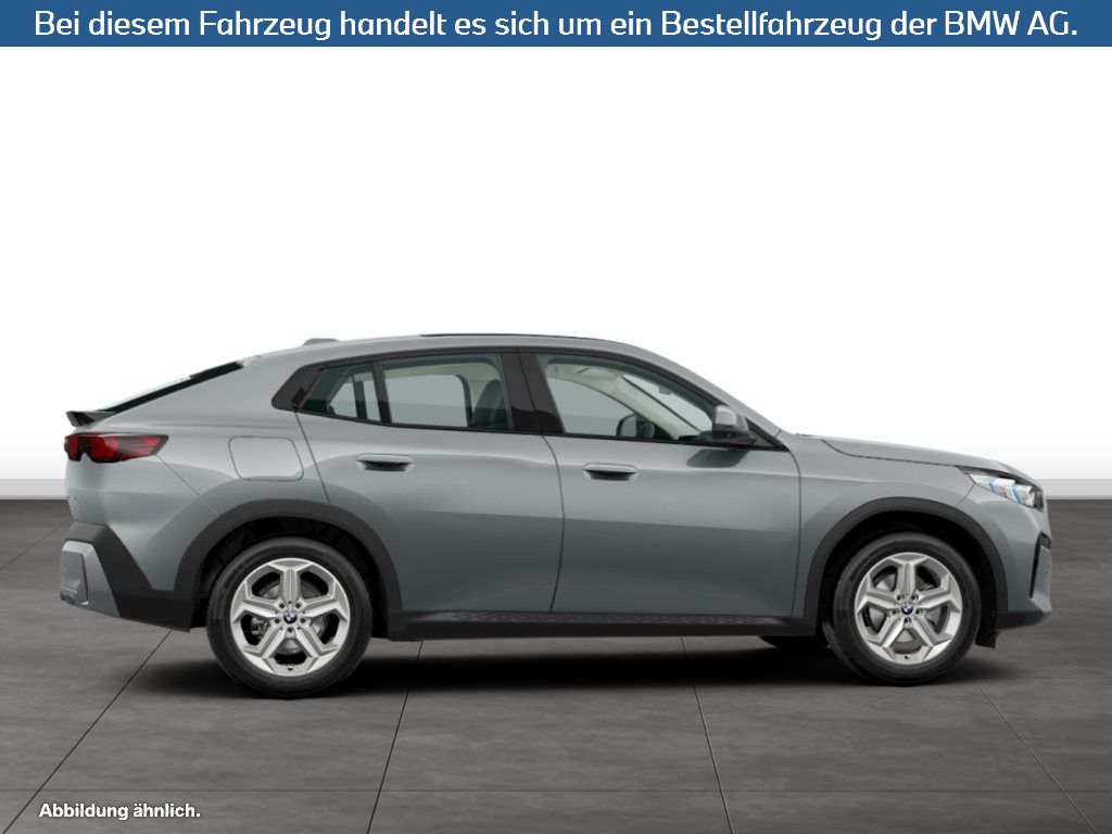 Fahrzeugabbildung BMW X2 sDrive18d