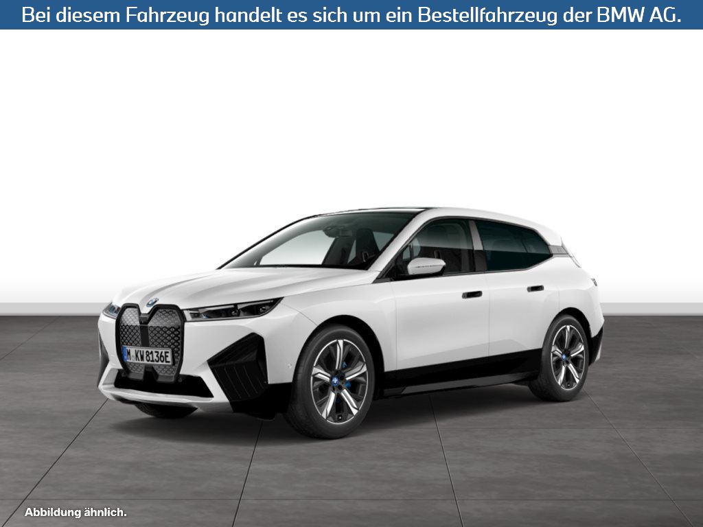 BMW iX xDrive50