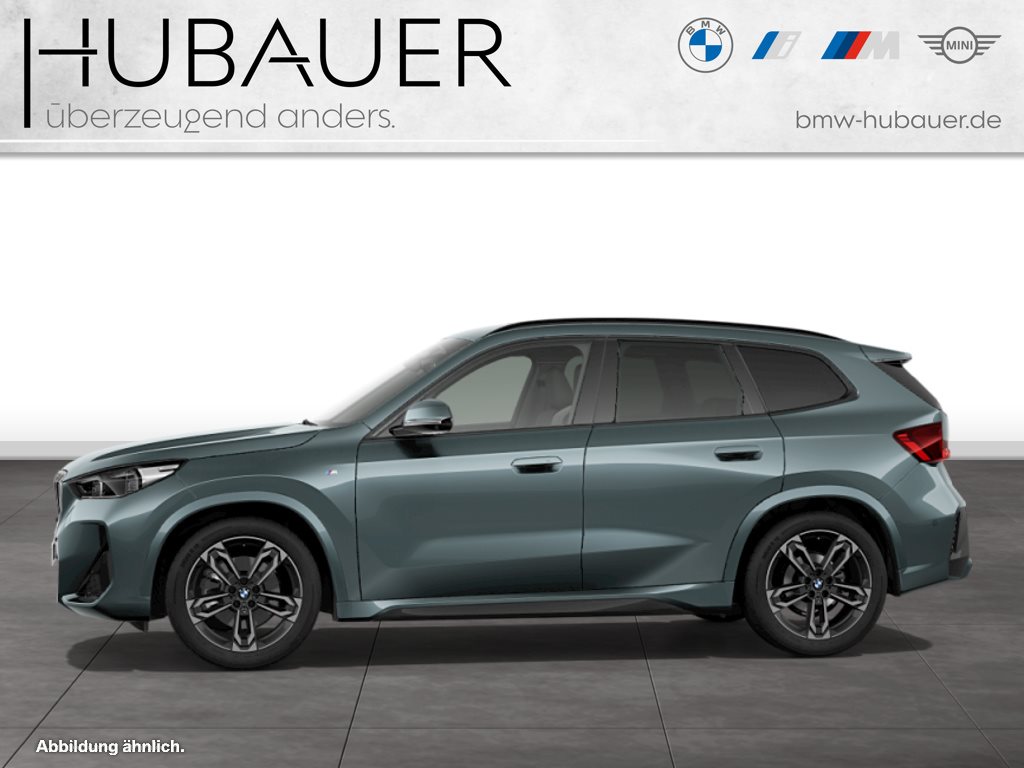 Fahrzeugabbildung BMW X1 xDrive23i [M Sport, HUD, AHK, ACC, RFK, 19 LMR]