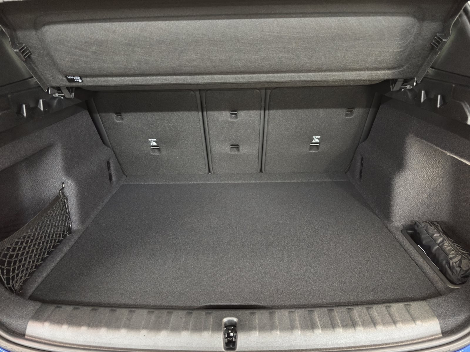 Fahrzeugabbildung BMW X1 sDrive20i [M Sport, HUD, AHK, ACC, Sitze elektr.]