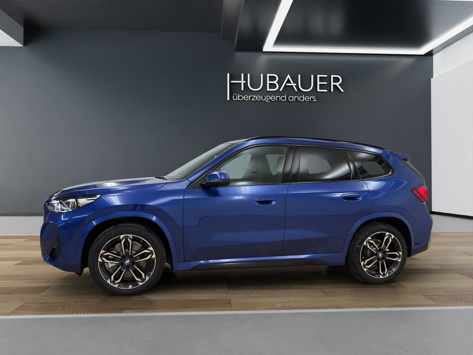 Fahrzeugabbildung BMW X1 sDrive20i [M Sport, HUD, AHK, ACC, Sitze elektr.]