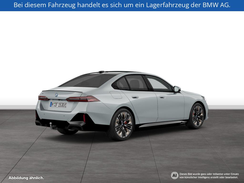 Fahrzeugabbildung BMW 550e xDrive Limousine