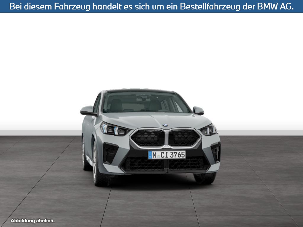Fahrzeugabbildung BMW X2 sDrive18d