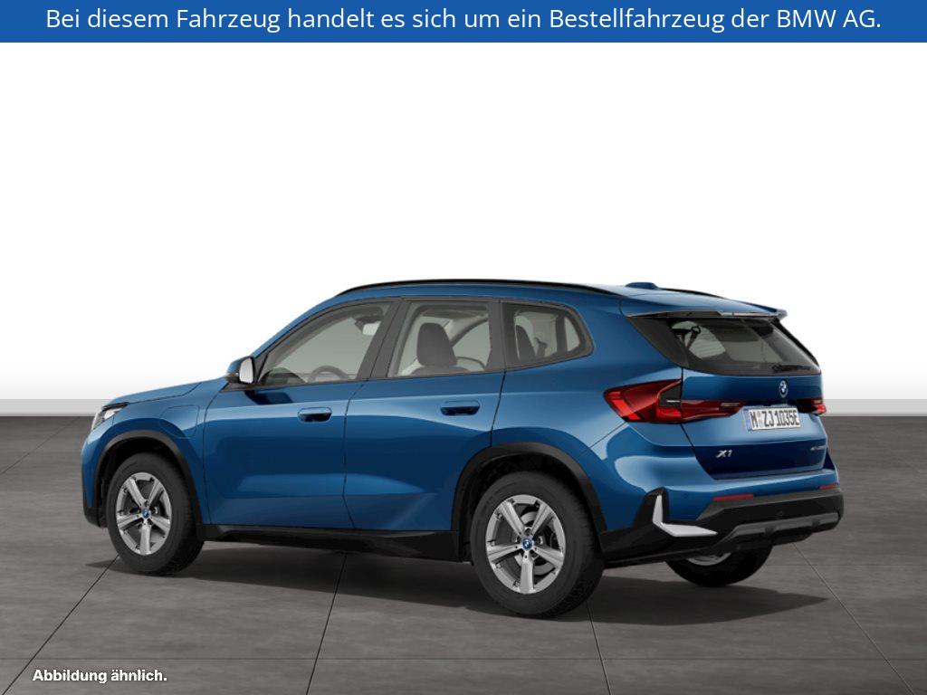 Fahrzeugabbildung BMW X1 xDrive25e