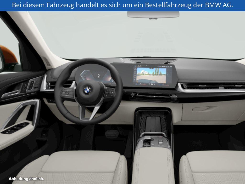 Fahrzeugabbildung BMW X1 sDrive20i