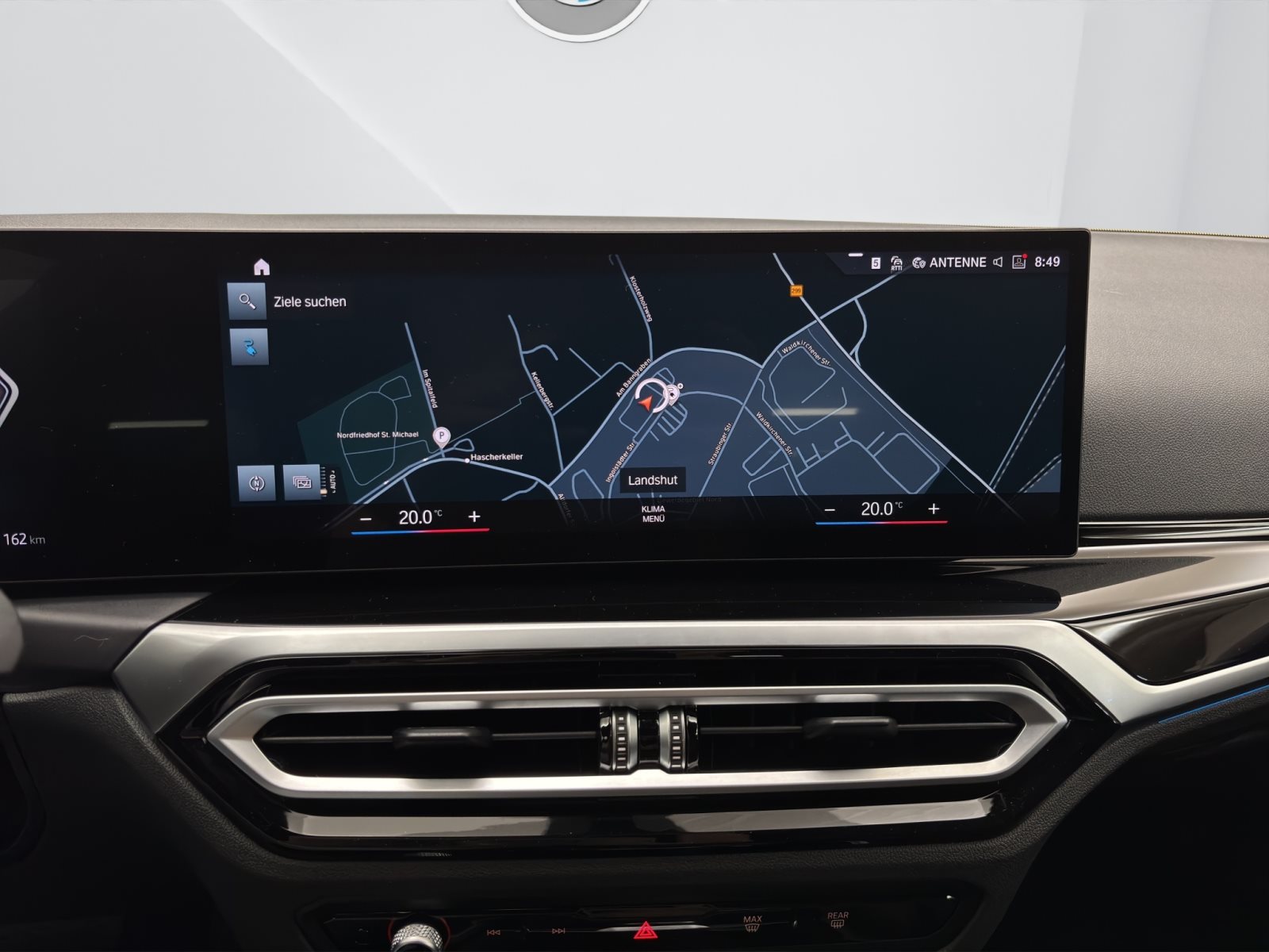Fahrzeugabbildung BMW i4 eDrive35 Gran Coupé [ACC, RFK, HiFi, SHZ]