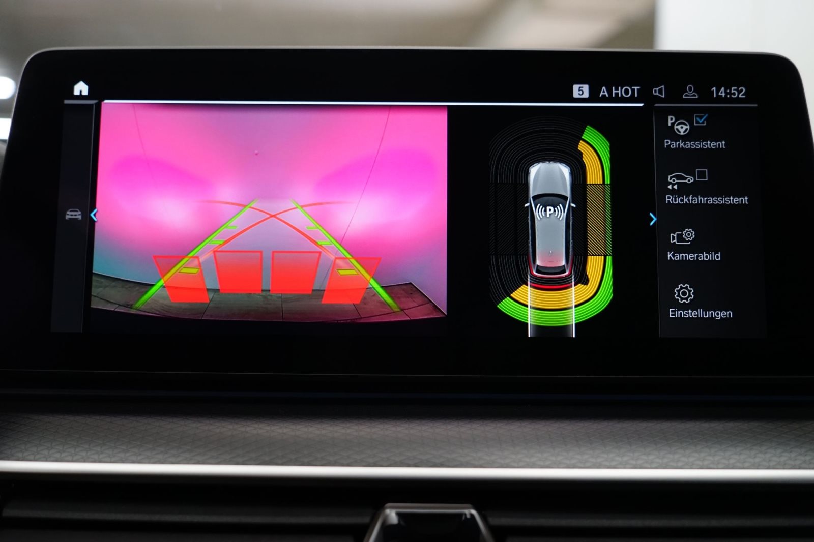 Fahrzeugabbildung BMW 530e Touring [M Sport, LC Prof, Laser, HUD, RFK]