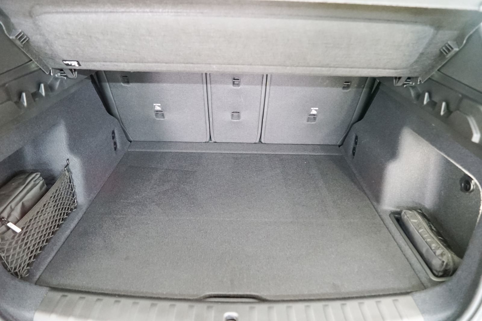 Fahrzeugabbildung BMW X1 M35i xDrive [HUD, ACC, h&k Sound, RFK, 19 LMR]