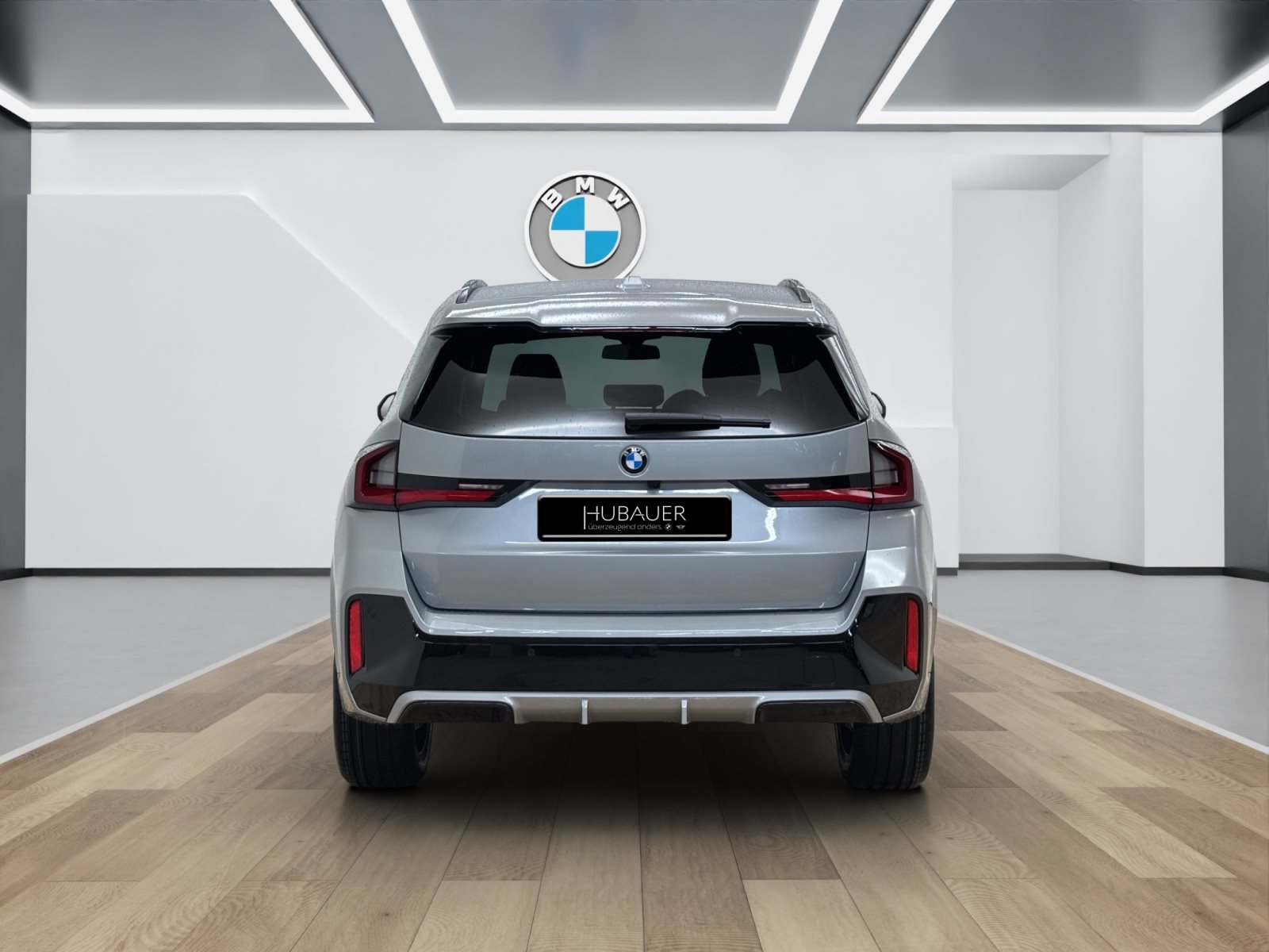 Fahrzeugabbildung BMW X1 sDrive20i [M Sport, HUD, AHK, ACC, 19 LMR]