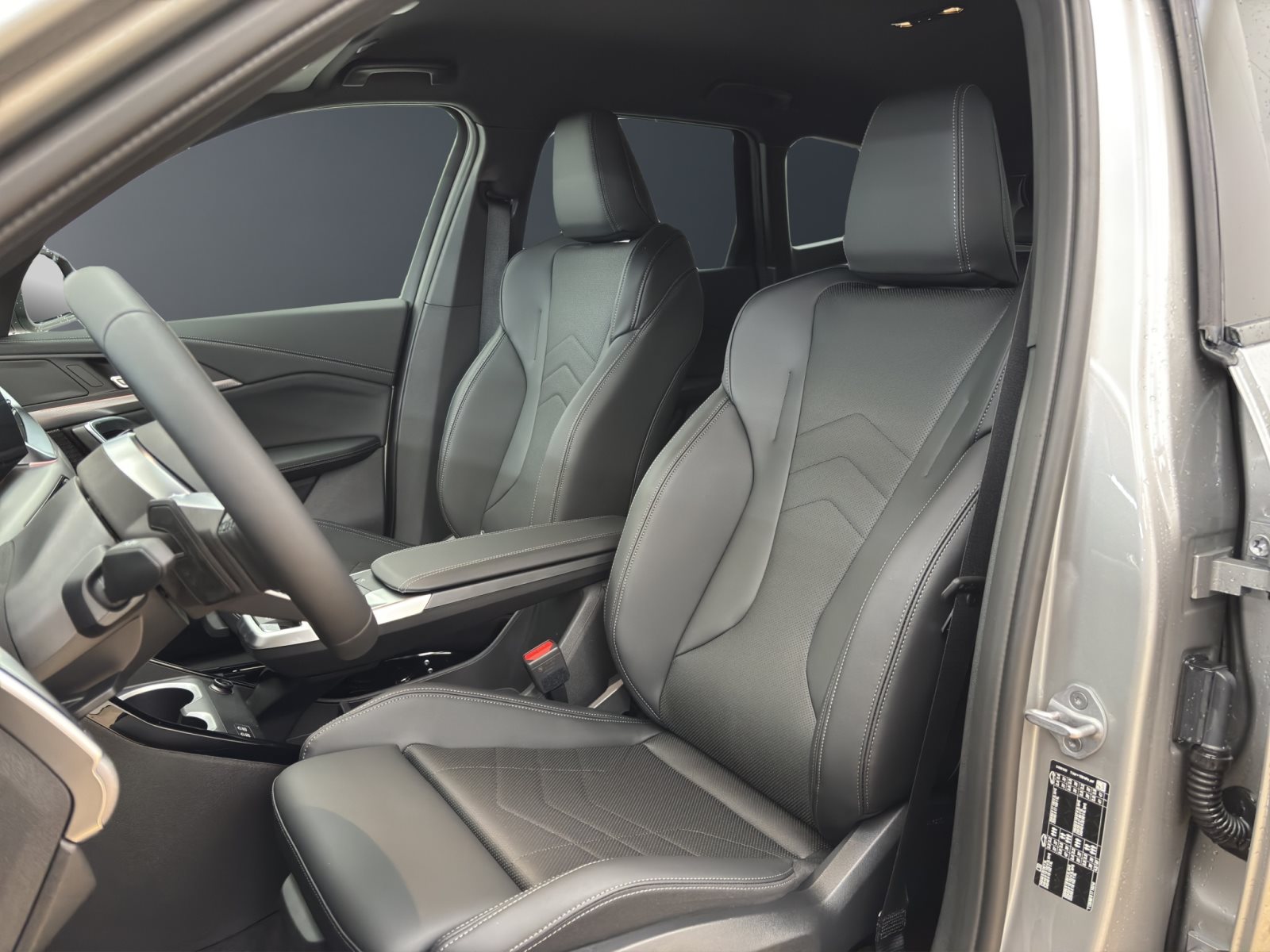 Fahrzeugabbildung BMW X1 sDrive20i [M Sport, HUD, AHK, ACC, 19 LMR]