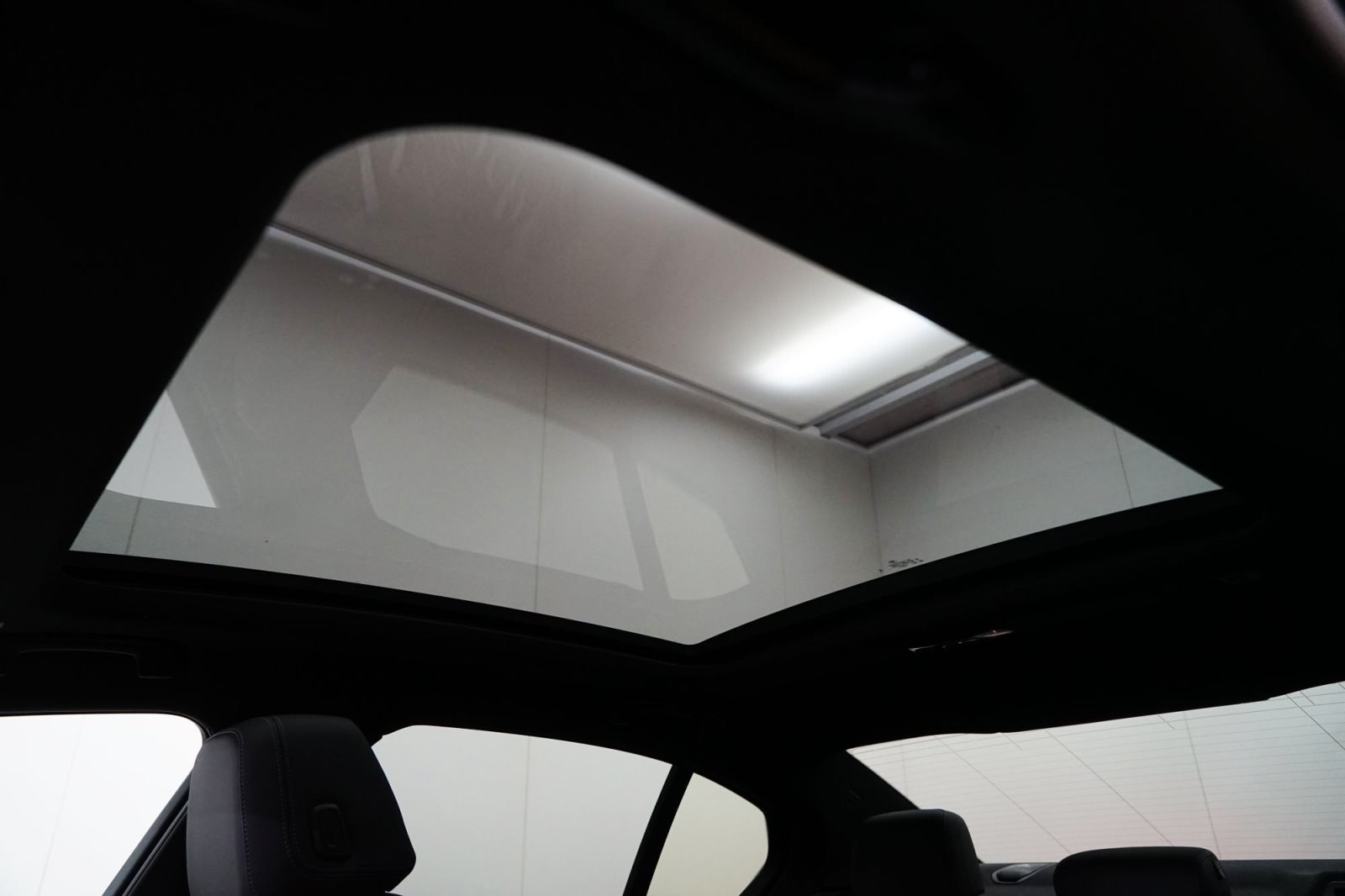 Fahrzeugabbildung BMW i5 xDrive40 Limousine [M Sport, HUD, ACC, GSD]