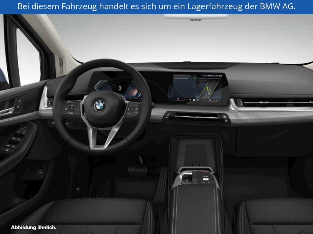 Fahrzeugabbildung BMW 220i Active Tourer