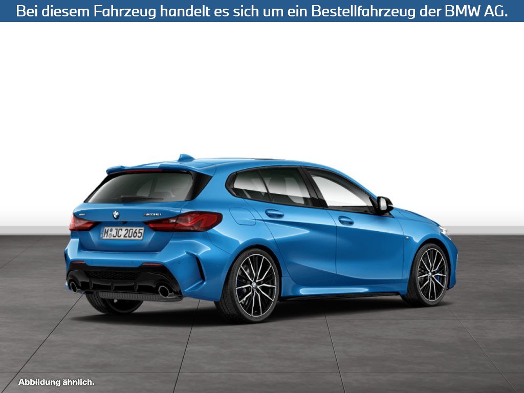 Fahrzeugabbildung BMW M135i xDrive