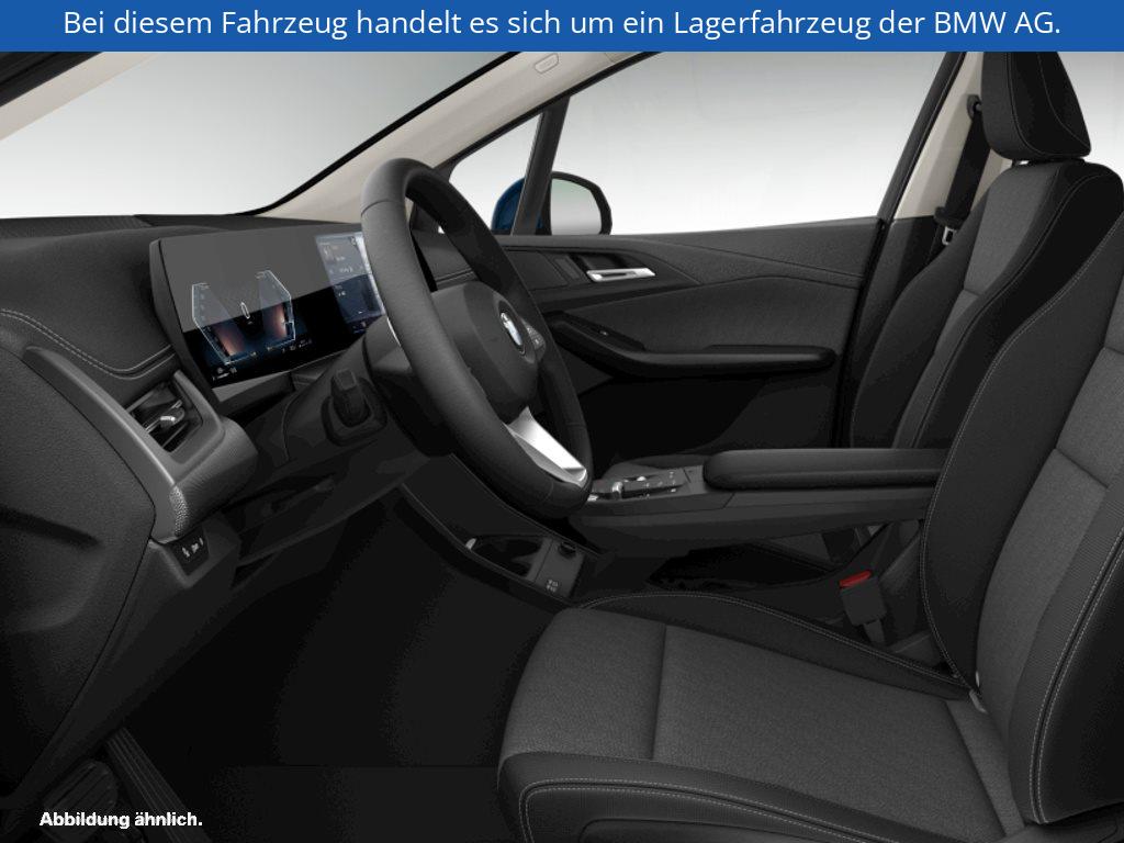 Fahrzeugabbildung BMW 220i Active Tourer