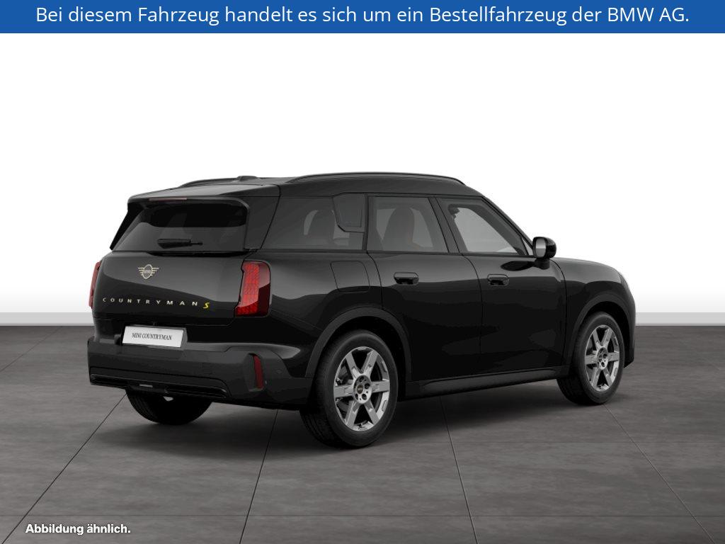 Fahrzeugabbildung MINI Countryman SE ALL4