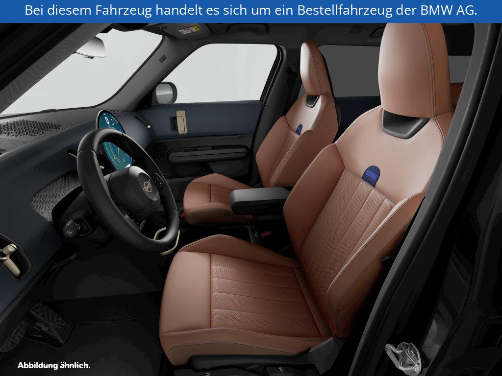 Fahrzeugabbildung MINI Countryman SE ALL4