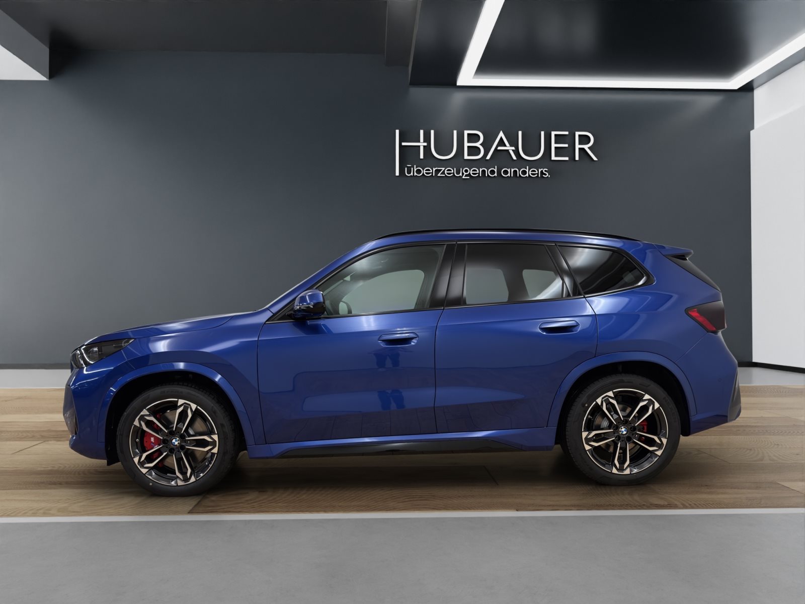 Fahrzeugabbildung BMW iX1 eDrive20 [M Sport Pro, AHK, ACC, 19 LMR, RFK]