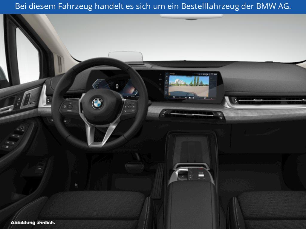 Fahrzeugabbildung BMW 220i Active Tourer