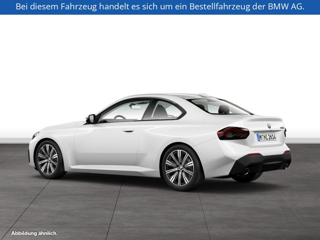 Fahrzeugabbildung BMW 220i Coupé