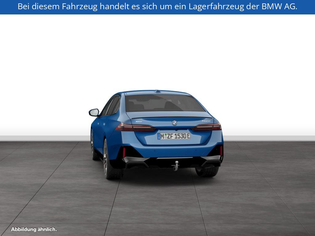 Fahrzeugabbildung BMW 550e xDrive Limousine