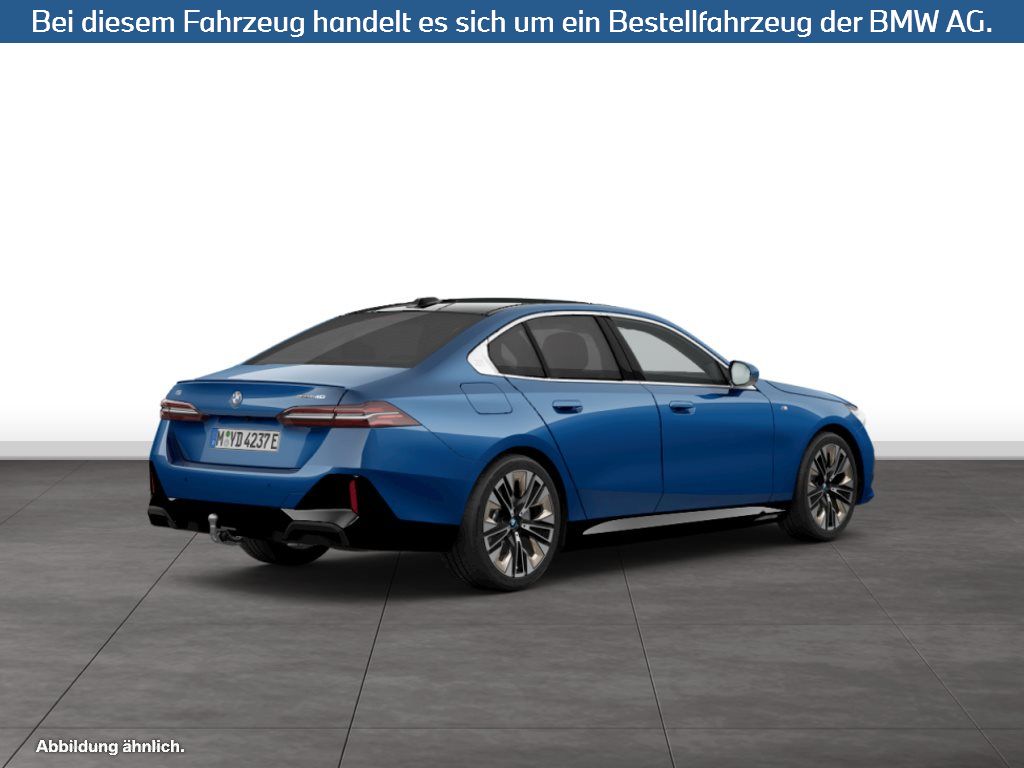 Fahrzeugabbildung BMW i5 eDrive40 Limousine
