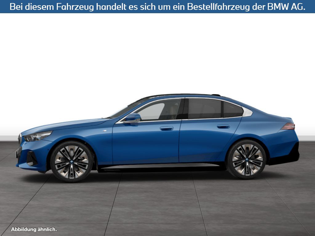 Fahrzeugabbildung BMW i5 eDrive40 Limousine