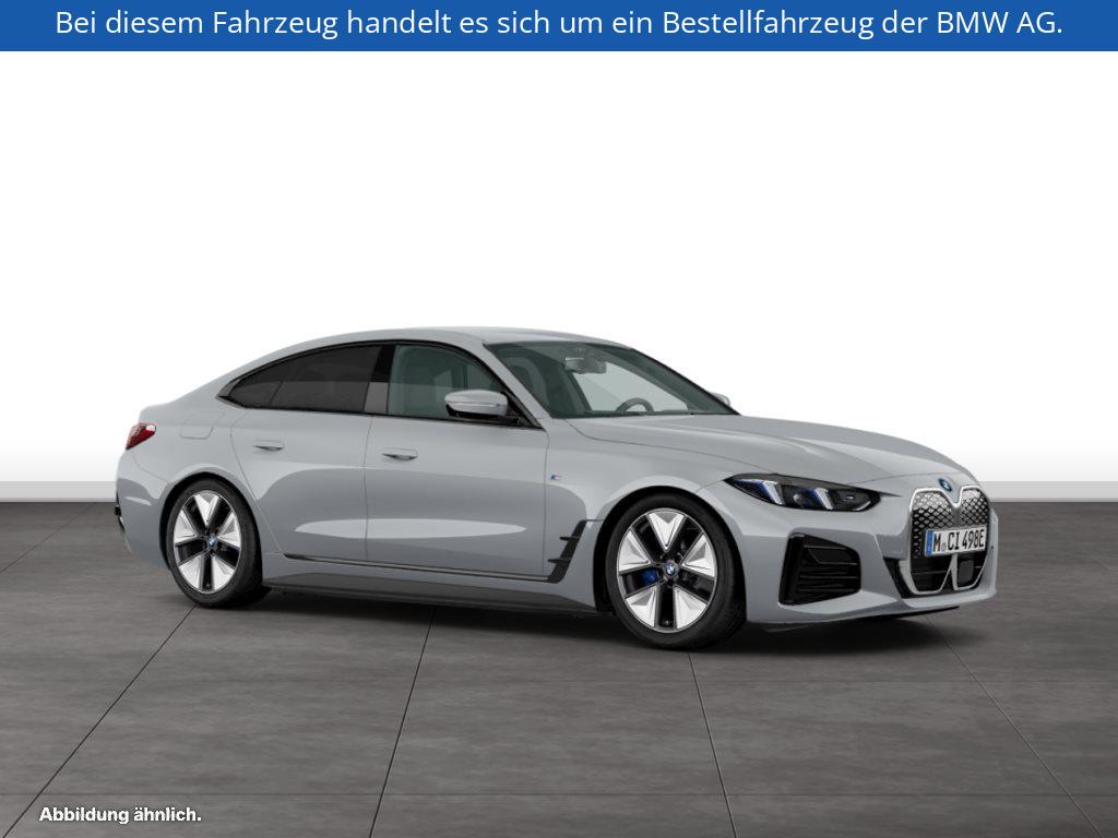 Fahrzeugabbildung BMW i4 xDrive40 Gran Coupé