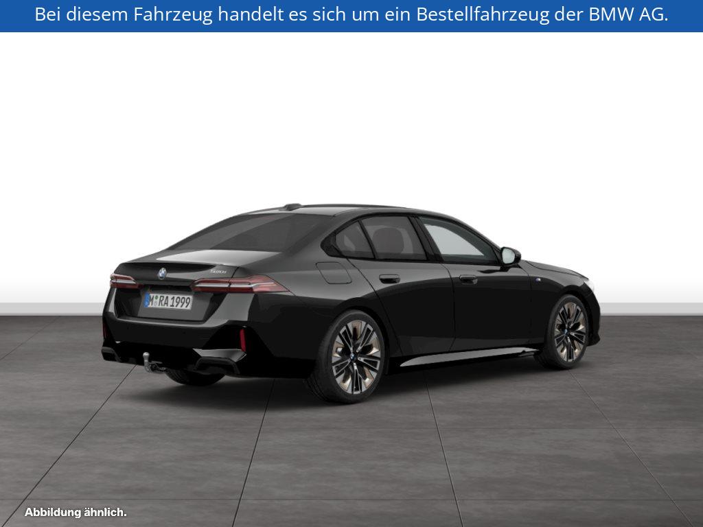 Fahrzeugabbildung BMW 520i Limousine