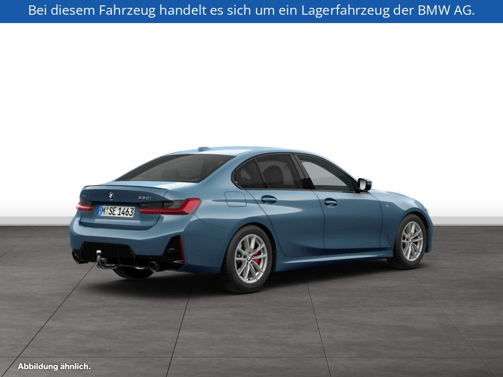 Fahrzeugabbildung BMW 330i xDrive Limousine
