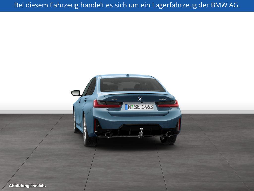 Fahrzeugabbildung BMW 330i xDrive Limousine