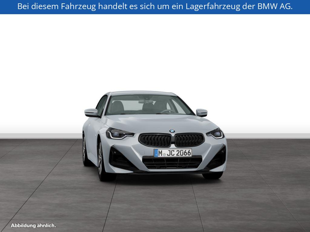 Fahrzeugabbildung BMW 218i Coupé