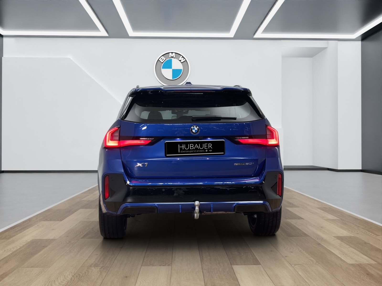 Fahrzeugabbildung BMW X1 sDrive20i [M Sport, HUD, AHK, ACC, Sitze elektr.]