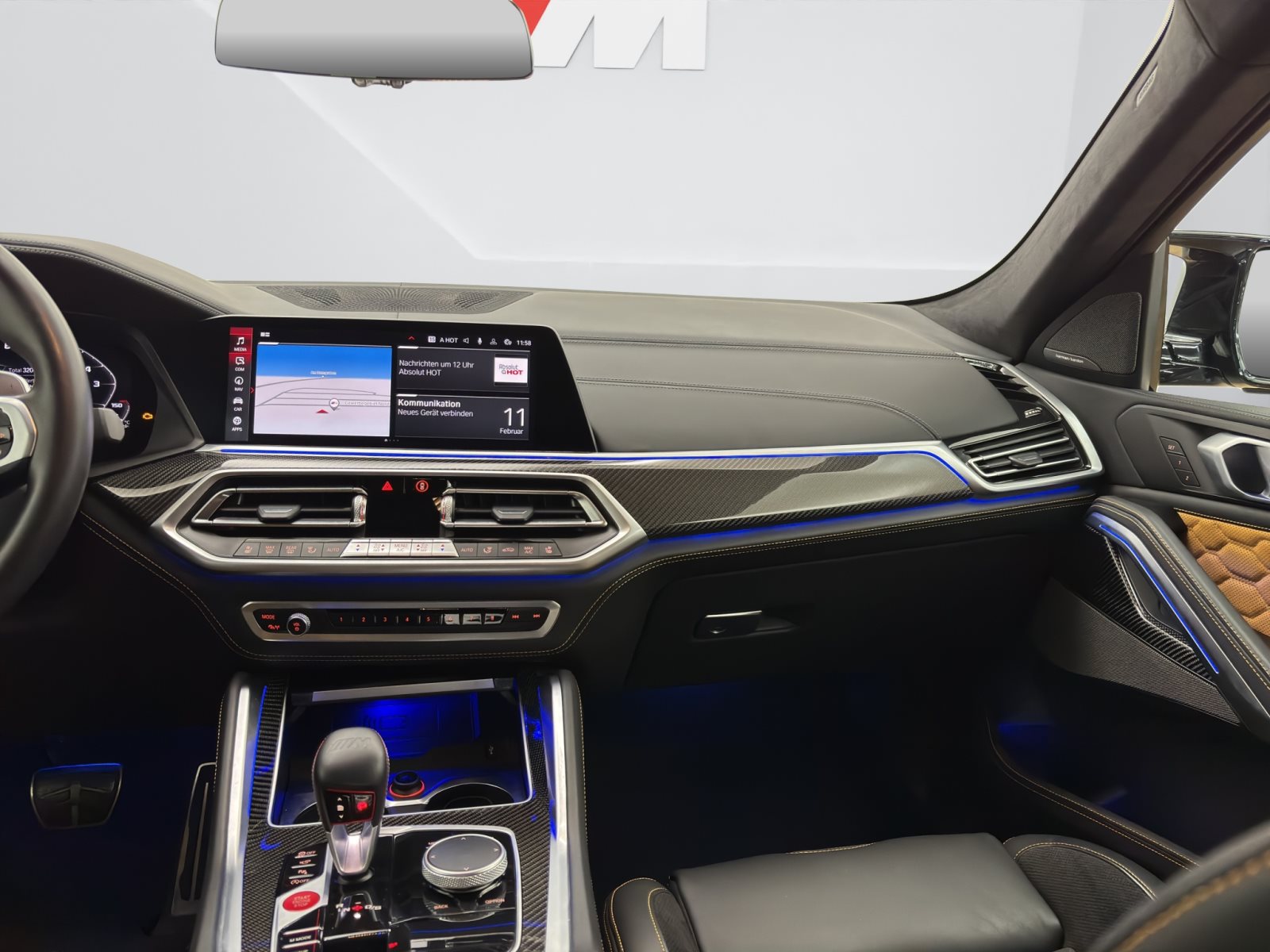 Fahrzeugabbildung BMW X6 M Competition [Laser, SkyLounge, 360°, AHK]