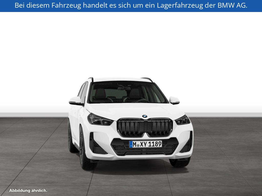 Fahrzeugabbildung BMW X1 sDrive20i